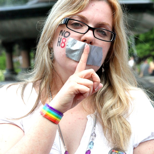Laurie Chartier - NoH8