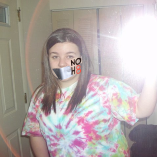 Michelle Fisher - Uploaded by NOH8 Campaign for iPhone