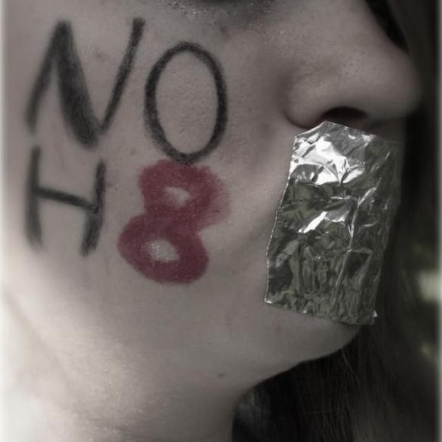 Chelsearoses - NOH8