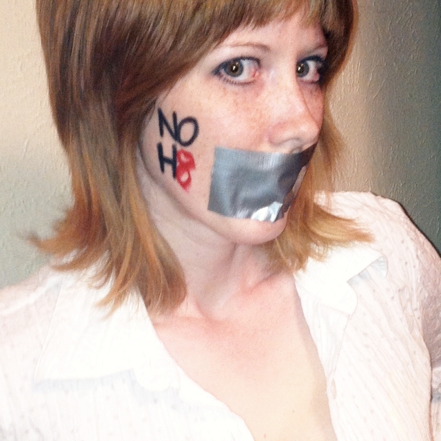 Noh8_scarlett_knight_original