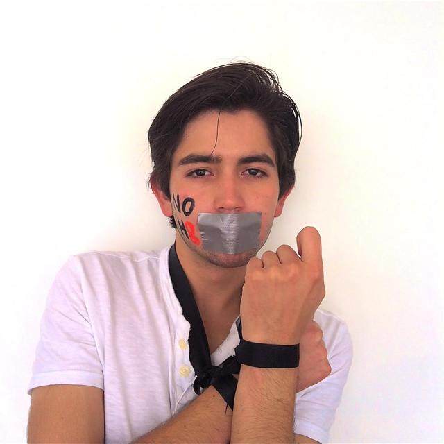 Sebastián Hoyos González - Sebastián Hoyos González Bogotá. Photographer Mar Hernández.
Because we cannot continue chained to the will of conservative polititians.