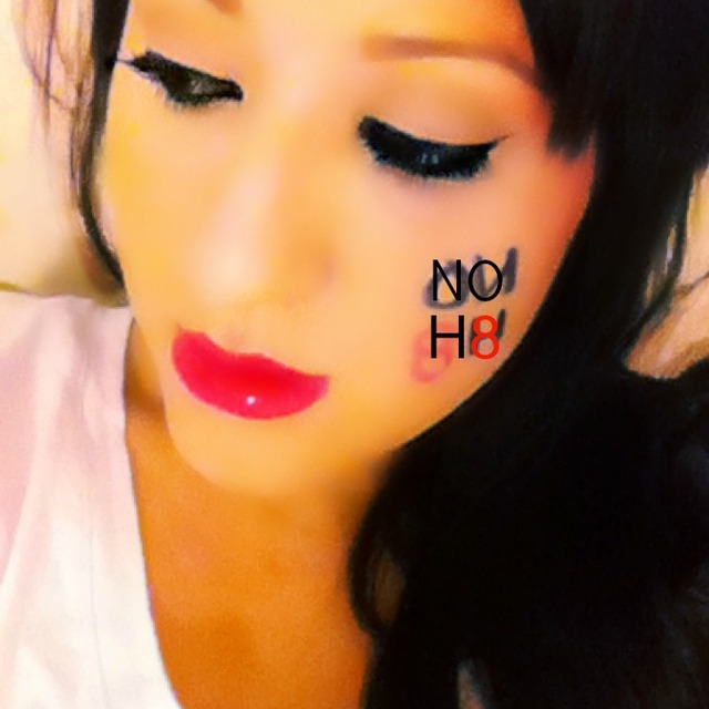 Sam_noh8_original