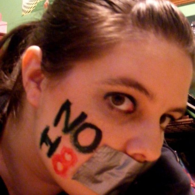 Emilie Manes - NOH8