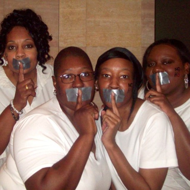 Devyn Johnson - (L to R) Carol, Lesley, Shay, and Devyn at NOH8 shoot in Chicago 10/11/10