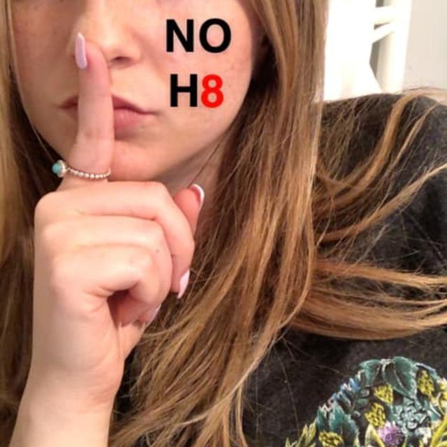 Sarah  Mazzamuto - NOH8 !